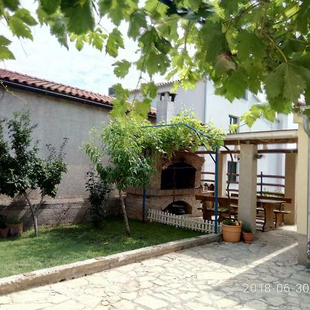 Apartman Vivian Pula Exterior foto