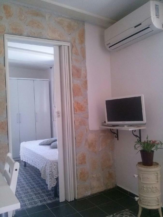 Apartman Vivian Pula Exterior foto