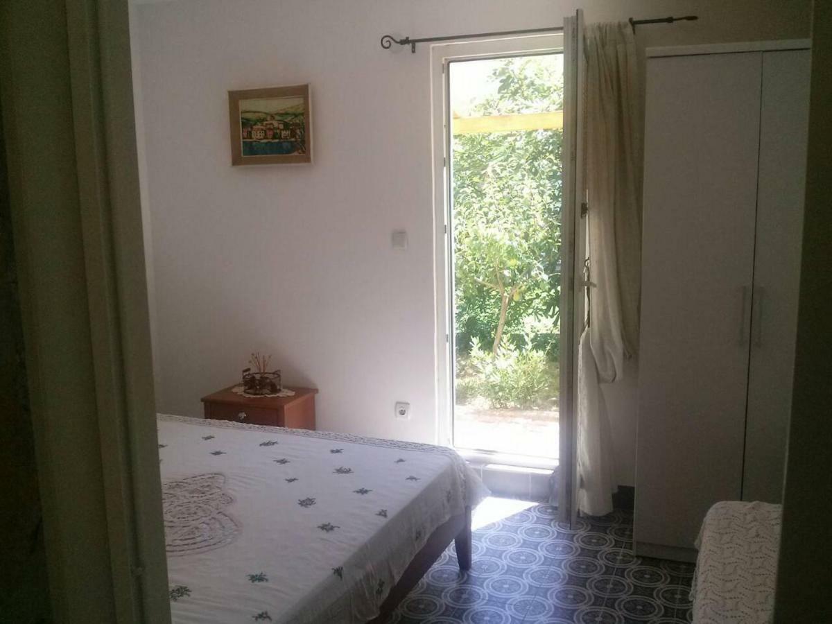 Apartman Vivian Pula Exterior foto